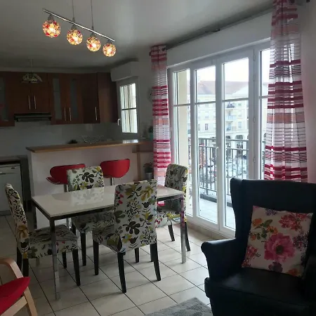 Apartment Jardins Celestes Bmyguest Bussy-Saint-Georges
